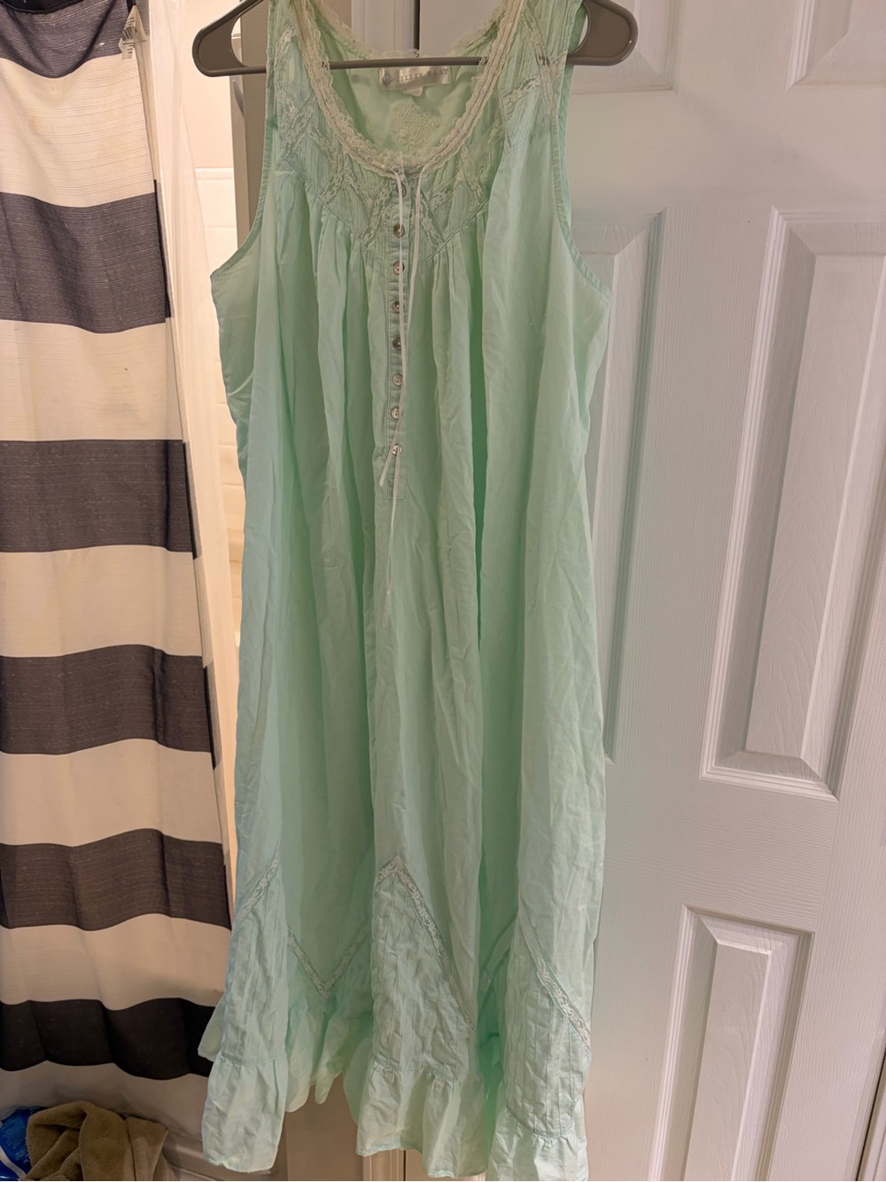Eileen West green lace trim nightgown cotton XL